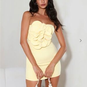 Strapless Pale Yellow Mini Dress with Floral Appliqué